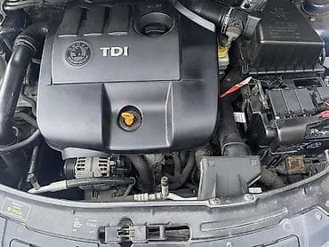 putnički kombi 8 1 prodaja: ŠKODA ROOMSTER 1.4TDI - KOMPLETAN AUTO U DELOVIMA | Kompletan auto — 3