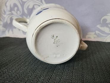 Umetnost i kolekcionarstvo: Bombonijera SSSR porcelan iz 70ih.godina. Bombonijera fabrika — 9