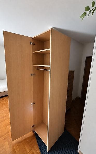 kozni flasteri za namestaj: Orman dimenzija v 219, š 50, d 60 cm (+5cm ručka). Čvrst, kvalitetna — 2