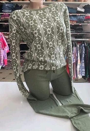 2300