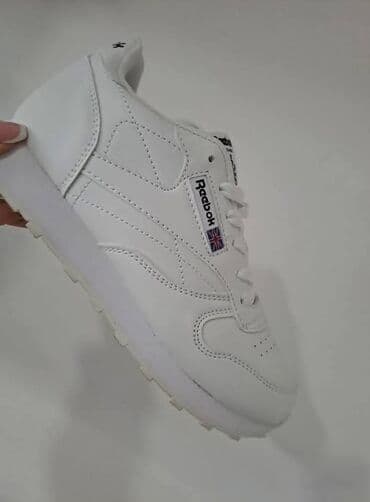 mokasine beograd: Reebok, 37, color - White — 3