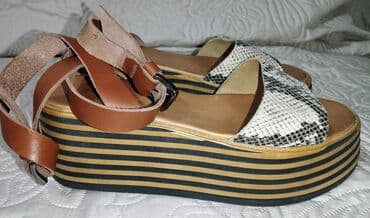 Uggs: Sandals, 39 — 1