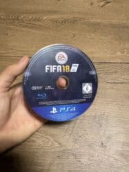 Nintendo Wii: PS4 igre – komplet od 4 naslova (fizičke kopije, Blu‑ray, sa kutijama — 11