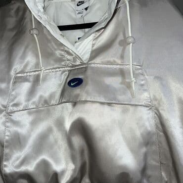 Bomberi: Nike, S (EU 36), Saten, Sa ilustracijom — 3