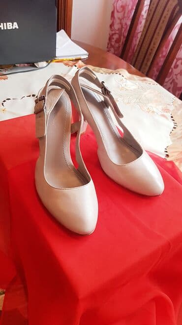 Sandale, Marco, 37 — 1