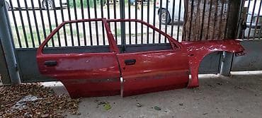 fiksatori za patosnice: (Pežo 106) Karoserijski delovi – levi bok (prednji i zadnji deo — 1