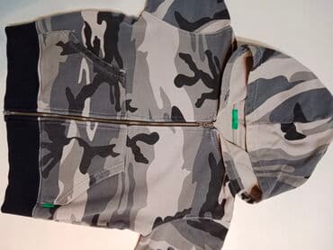 Duksevi: Benetton, Sa kapuljačom, 104-110 — 3