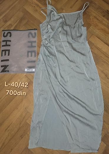 duzina je: SHEIN HALJINE Ženska odeća – više modela 1) Haljina s cvetnim — 6