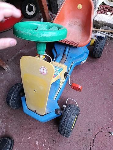 zara odeća za decu: Dečiji pedalan go-kart/vozić - Pogon na pedale sa mehaničkim lančanim — 1