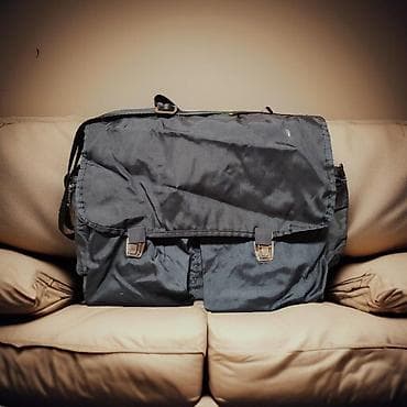 accessorize torbe: Crna torba preko ramena – prostran messenger dizajn - Materijal — 1