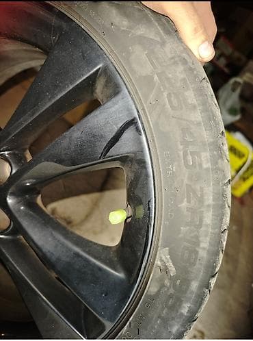 Tyres & Wheels: Set od 4 alu felne sa gumama - Veličina felni: 18 inča - Dizajn: 10 — 4