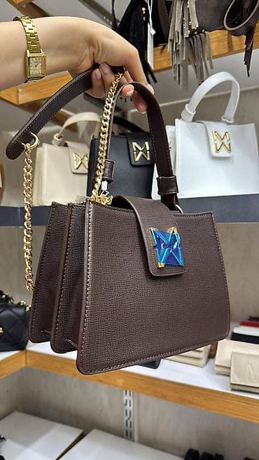 boss torbice: MONA ženska torba – model sa duplim bočnim pregradama - Struktura — 1