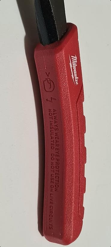 Agregati: Milwaukee 7" (180mm) klešta za sečenje (model 48-22-6407). - — 5