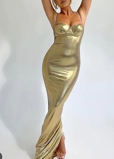 Blazers: 🔥Elegantna večernja haljina sa sjajnim efektom
✅1900 din — 2