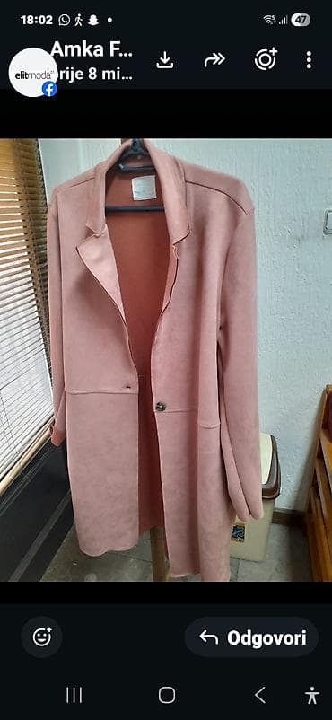 sorc m: Elegantni ženski kaput/jakna u puder‑roze boji. - Model: ravnog kroja — 1