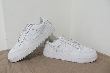 nike ivo: NIKE br 45 kao nove mozda jednom obuvene, bez bilo kakve greske — 1