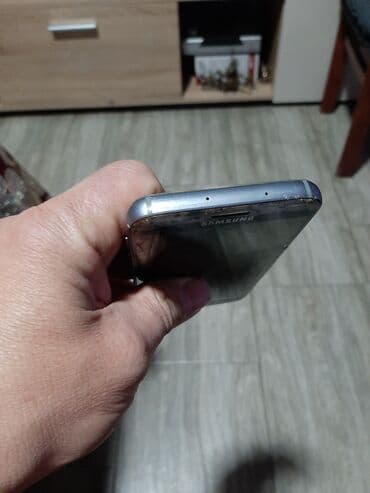 samsung do 250 evra: Samsung S7 ispravan na telefonu je razbijen ekran ekran mu ne radi — 5