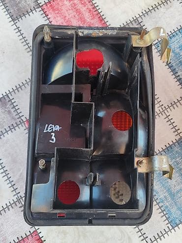 kalorifer za kola: Stop lampe leva i desna Lada 2104 Karavan br.3. Polovno. Ocuvano. U — 10