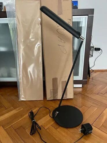 trosedi na razvlačenje: #2669 Izuzetno kvalitetna stona Lampa Autographe; Model: SOHO F; — 1