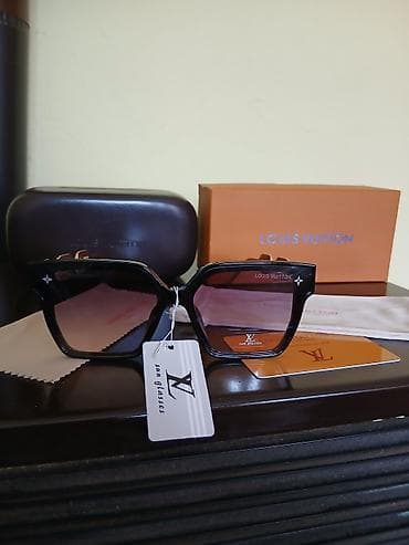 hublot naocare: Louis Vuitton ženske sunčane naočare – oversized kvadratni model - — 1