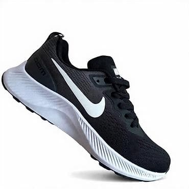 Nike sportske patike za trčanje – crno‑bele - Gornjište: prozračna