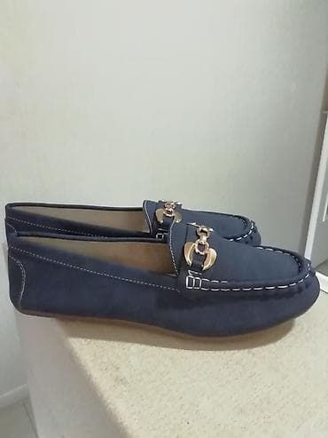 crne lakovane cipele zenske: Nove ženske teget mokasine 41 broj. Unutrašnje gazište 26 cm — 4
