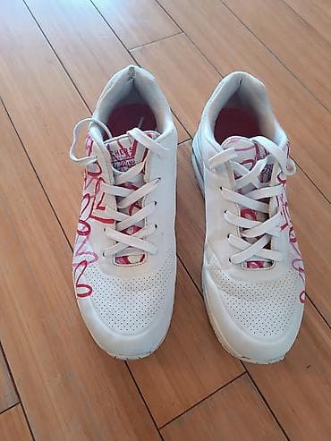 Other women's footwear: Skechers patike — 1