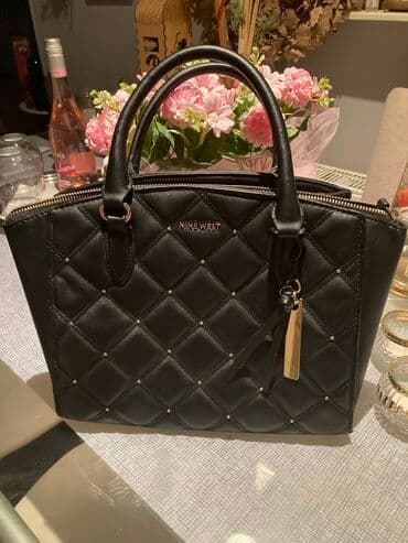 Nova, savršena original NINE WEST torba, sa zlatnim detaljima
