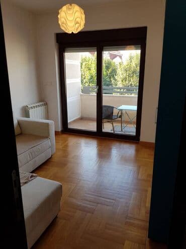 barajevo prodaja kuca: 3 sobe, 75 kv. m, 2 sprat — 8