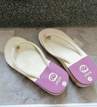 grubin novi beograd: Flip-flops, 38 — 5