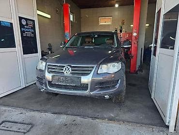 automatske parking barijere: VOLKSWAGEN TOUAREG 2007. GOD. - KOMPLETAN AUTO U DELOVIMA | Motor — 1