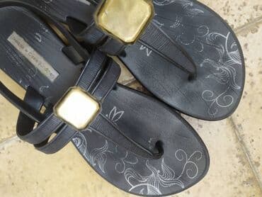 opposite papuce sa krznom: Flip-flops, 39 — 1