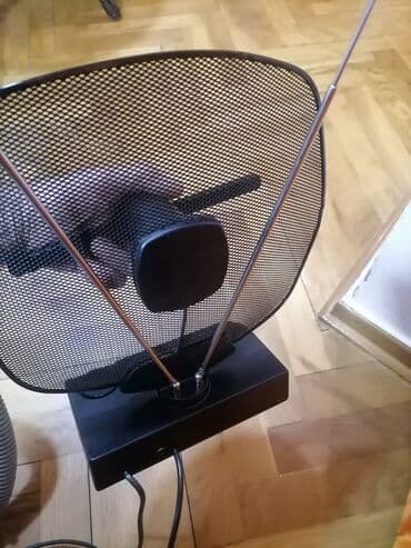antena za radio prijemnik: Antena sobna za TV sa pojačivačem Philips
Ispravna 
 Mirjevo — 3