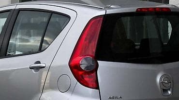 Ostali delovi karoserije: STOP SVETLA ZA OPEL AGILA OD 2007. DO 2014. GOD. | Polovni — 1