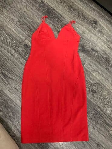 otkup odece: H&M M (EU 38), color - Red, Cocktail, With the straps — 4