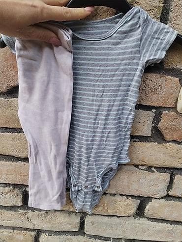 donji deo tech fleece: Lot za bebe devojčice, veličina 12–18 meseci. Sadržaj seta: - Sivi — 1