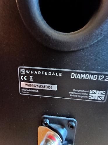 slušalice: Wharfedale Diamond 12.2 je dvosistemski zvučnik za policu (bookshelf) — 5