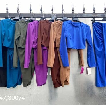 zenski kompleti za punije dame: 2400
sml — 2