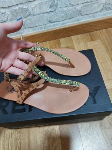 svilene ešarpe beograd: Sandals, 38 — 2