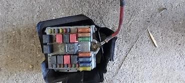 FIAT PUNTO 3 1.3 KUTIJA OSIGURACA | Ispravna kutija skinuta sa punta