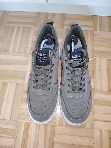 john richardo beograd: Patike, veličina - 44 — 1