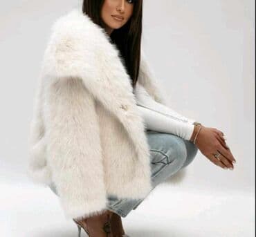 Fur coats: One size, Faux fur, color - White — 1