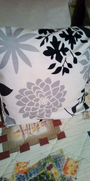new tekstil beograd: Throw pillow — 2