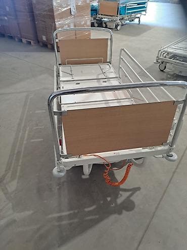Medical furniture: Bolnički krevet – električni, višesekcijski - Konstrukcija od — 5