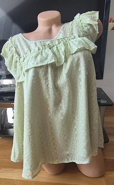 Men's Clothing: Dve ženske bluze – romantični, lepršavi modeli 1) Svetlozelena bluza — 1