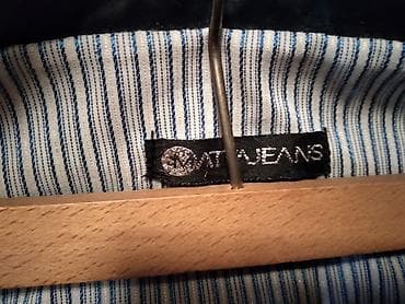 kape zenske: Zenska jakna Mattajeans vel.XL Dimenzije: -sirina struka 46 cm -sirina — 2