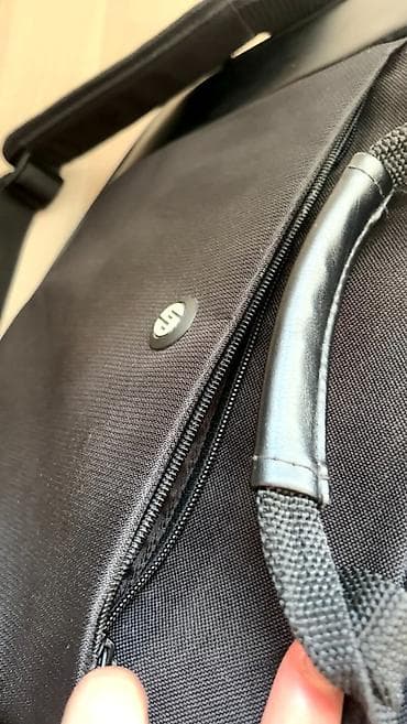 tasne nis: HP Torba za laptop odlično očuvana kao nova, ima kaiš za rame — 7