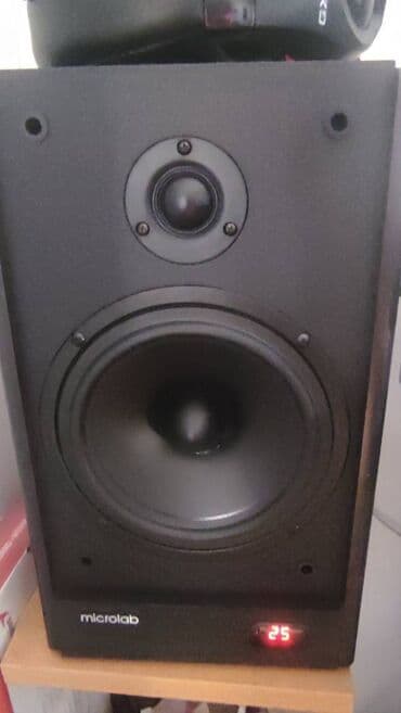 univerzalni punjac za baterije: Microlab Solo 6c Solo 6 serija (po meni najbolja, zajedno sa solo 16 — 3