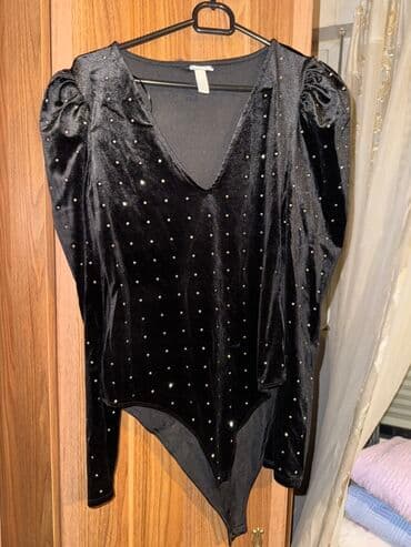 minđuše sa biserima: H&M, S (EU 36), Velvet material, color - Black — 1