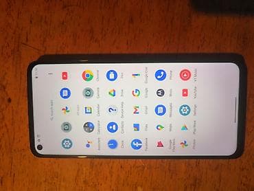 tablet sa sim karticom: Motorola g9 plus

dobar telefon 4/128, sve je ispravno — 10